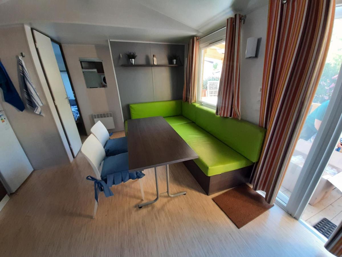 mobile home entierement équipé La Roque-d'Antheron Exterior foto